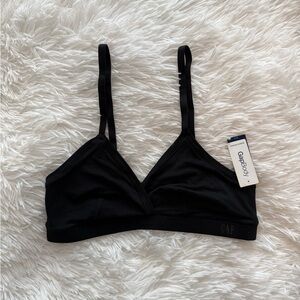 [NWT] GAP Black Wireless Soft Bralette